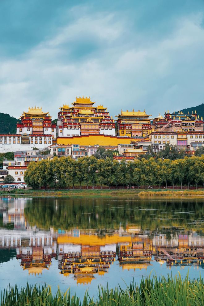 爱游戏体育ayx-云南旅游六天大概需要多少钱云南6日游详细线路+必备清单！